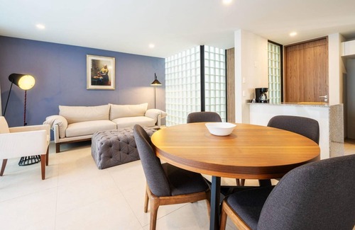 Coyoacan Apartamento | NEW Equipped Condo w GYM Roof