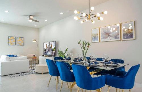 West Kissimmee Casa | New Exclusive Villa 5 min to Disney