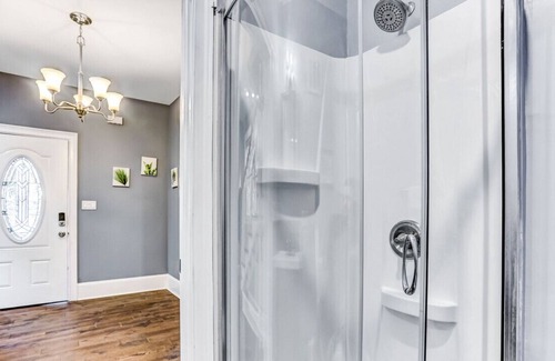 Eastside Casa | NEW! Executive Rental Close to Downtown & Hospitals