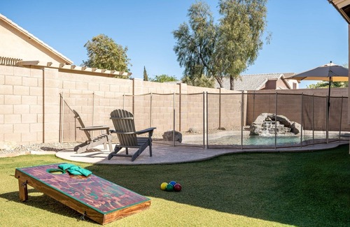 Villages At Queen Creek Casa | New Family Relaxation Golf, Pool, Yard Games ~15min to bell bank park and mesa ✈