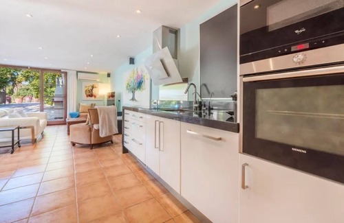 Soller Casa | NUEVO !! Fantásticamente hermosa casita con piscina de agua salada de diseño y cascada