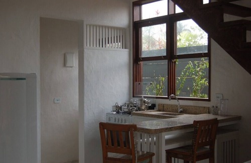 Juquehy Casa | Piso nuevo con dos baños (uno en suite) y condit aire. Alquiler anual y la temporada