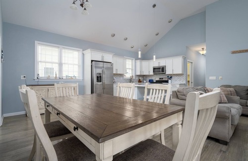 Montego Bay Casa | New For 2025! Beautiful 3 bedroom home offers comfort, style, and stunning waterfront views