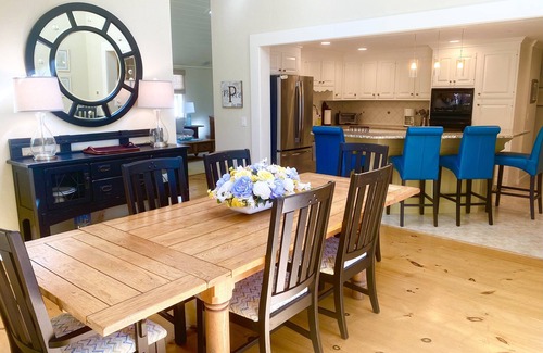 Mashpee Casa | New For Rent! New Seabury w/ Heated Pool, Golf Course Views & Close to Beaches