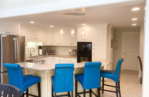 Mashpee Casa | New For Rent! New Seabury w/ Heated Pool, Golf Course Views & Close to Beaches