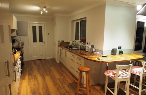 New Forest District Casa | Nueva casa de bosque con gran jardín, cerca del mar. Perfecto para familias con niños