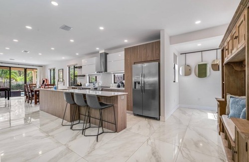 Croissant Park Casa | NEW! Fox Sonata Downtown Pool House