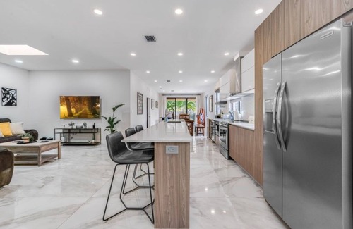Croissant Park Casa | NEW! Fox Sonata Downtown Pool House