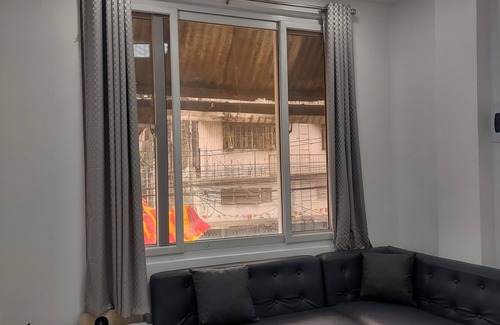 Santa Cruz Apartamento | New Furn 1 Br/1 Bath/Kitchen, Manila-Univ Belt, AC, Hot water, Wifi, Netflix -u2