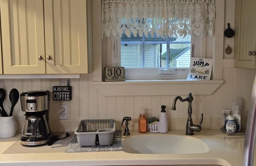 Mount Gretna Heights Cabaña | NEW! Getaway Day Cottage