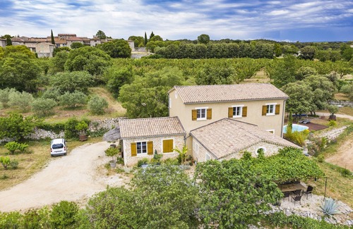 Orgnac-l'Aven Cabaña | nueva casa de campo en el sur de Ardèche Vineyard casa de campo en piedra
