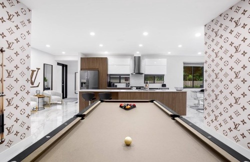 Croissant Park Casa | NEW! Golden Fox Downtown Pool House