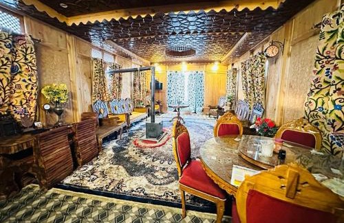 Dal Lake Alquiler De Eote | new Golden Lake Houseboats