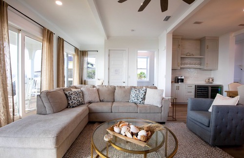 Cape San Blas Casa | New gulf front stunner! Private pool, elevator, beach gear!