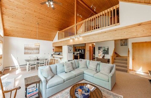 North Glade Hills Casa | New! Happy Times: Dogs OK, Lakefront, Dock Slip, A/C, Fire Pit!