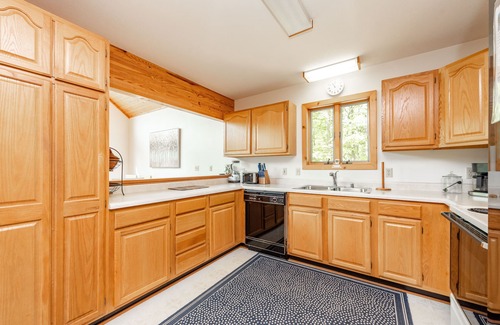 North Glade Hills Casa | New! Happy Times: Dogs OK, Lakefront, Dock Slip, A/C, Fire Pit!
