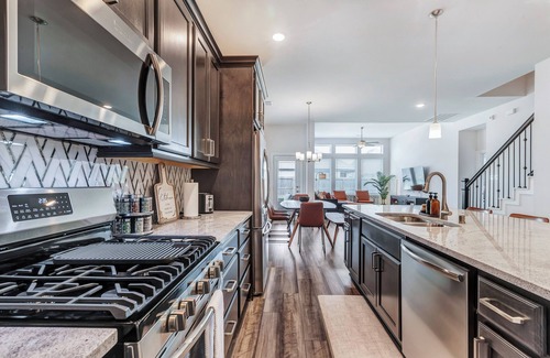 Clodine Casa | ¡Bienvenido a tu segundo hogar en la hermosa Harvest Green,
