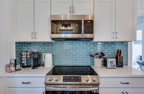 Harwich Port Cabaña | NEW Harwich Port Cottage, Minutes to Beach & Town