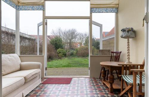 Domburg Casa | NEW Hello Zeeland - Vakantiehuis Markt 10