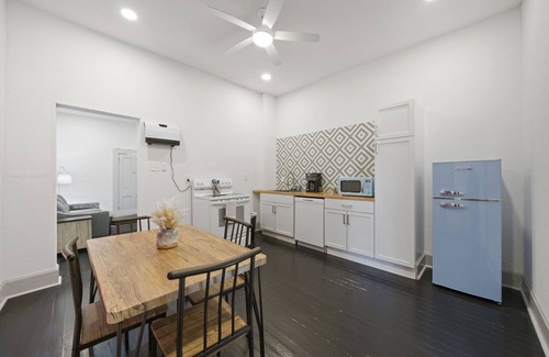 Alta Vista Apartamento | NEW! Hip Home Nestled In Alta Vista