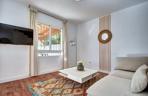 Hoya de los Patos Casa | New holiday home, very modern and great location
