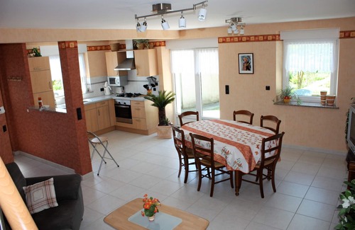 Schœnbourg Apartamento | Nueva casa de vacaciones en la hermosa Alsacia Bossue. En el borde del bosque y lleno de naturaleza.