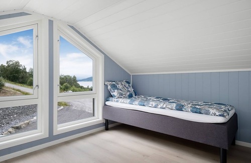 Gjemnes Municipality Casa | New holiday home right by the fjord
