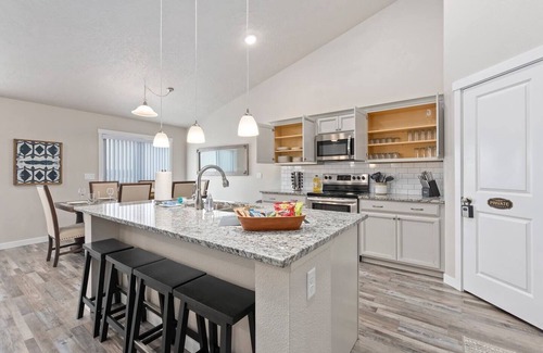 Southwest Ada County Alliance Casa | *New Home*~ Big Game Room ~ 6 TVs ~ Great Location