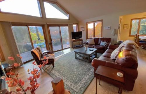 Bretton Woods Casa | NEW HOME BY BRETTON WOODS VACATIONS Stunning views from custom home in Bretton Woods D86