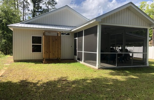 Port St. Joe Casa | New home close to bay and downtown 8 minute walk to bay