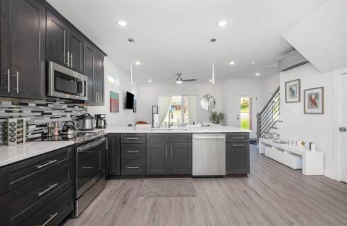 Durham Casa | New Home! Minutes from Downtown, Duke & Hospital