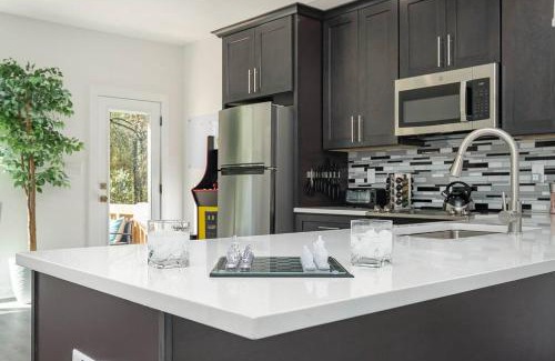 Durham Casa | New Home! Minutes from Downtown, Duke & Hospital