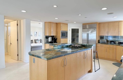 Hollywood Beach Casa | ¡Nuevo hogar! ¡La playa de la Perla de Hollywood frente a la arena, cerca del puerto!