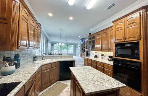 Granbury Casa | NEW! Home w/Private Dock & Lake view!