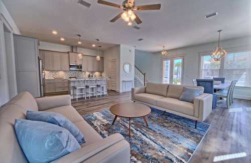 Miramar Beach Casa | New Home With Private Pool & Hot Tub!