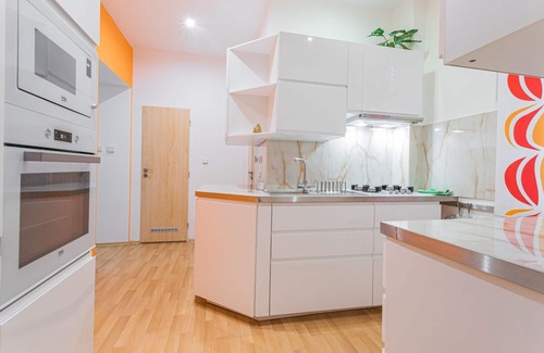 Nusle Apartamento | Lovely Luxury Modern ➕ ♡ Bañera | 12min ⇢ Centro