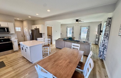 High Point Casa | New House! Close to HPU & HPMKT