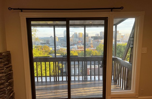 Mount Auburn Casa | NEW House of Liberty: 3BR 2BA w/ PRVT Hot Tub, Modern Patio, Amazing City Views