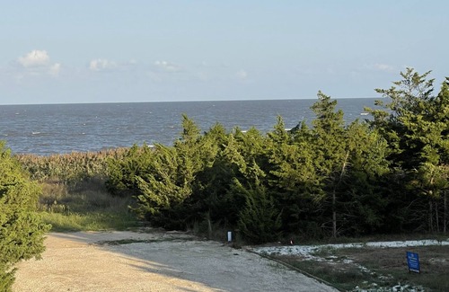 Milford Casa | New House on Slaughter Beach, a Hidden Gem with Views!