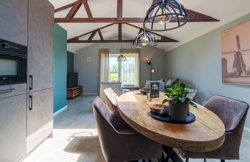 Hellendoorn Casa | New house with large garden and conservatory