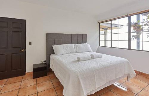 Antiguo Cuscatlan Casa | New in the heart of the city 5 min to US Embassy