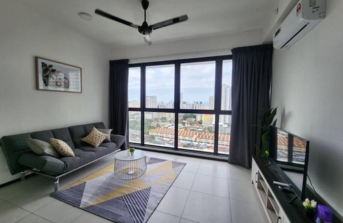 George Town Apartamento | NEW Infinity Pool 3 Bedrooms 2 Carparks