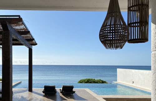 Akumal Casa | New Infinity Pool on Sandy Beachfront Boho-Chic Villa