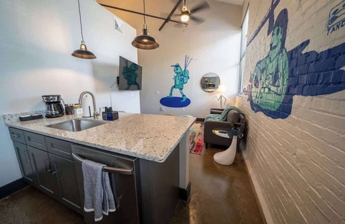 Buchanan Apartamento | New King Bed Apartment: Brewery| River| Downtown