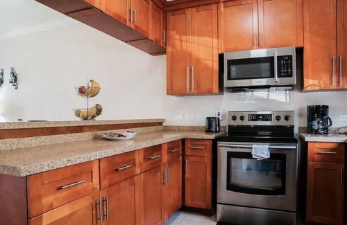 New Kingston Apartamento | New Kingston Guest Apt at Sonoma Estate