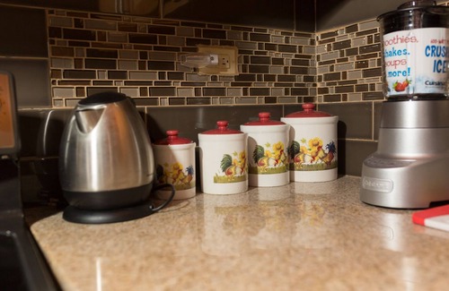 New Kingston Apartamento | New Kingston Guest Apt at Fairway