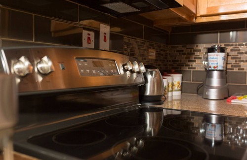 New Kingston Apartamento | New Kingston Guest Apt at Fairway