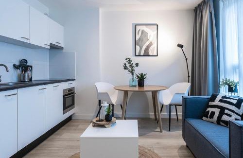 Strijp Apartamento | New Kitchen, Vibrant Home Close To Supermarket