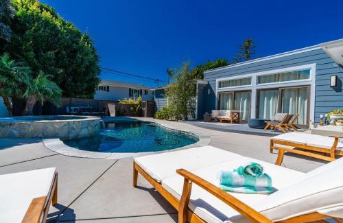 Lower Hermosa Casa | New La Jolla Surf Villa Pool and Spa