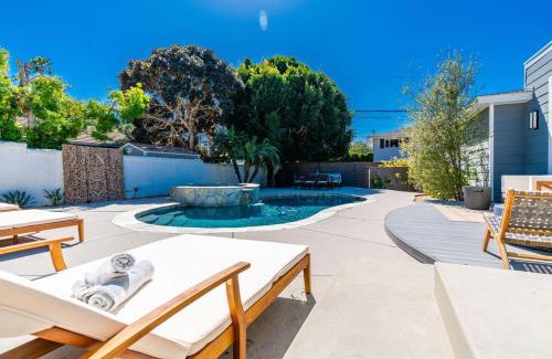 Lower Hermosa Casa | New La Jolla Surf Villa Pool and Spa